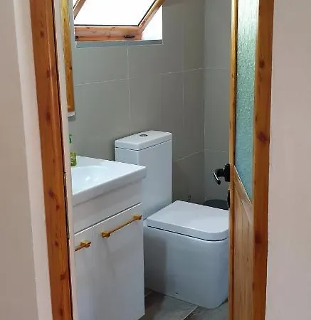 Bujtina Peshtan Guesthouse&camping Gasthof
