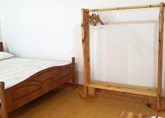 Bujtina Peshtan Guesthouse&camping Guest house Tepelene