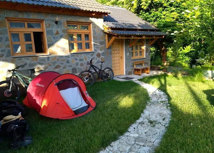 Guest house Bujtina Peshtan Guesthouse&camping Tepelene