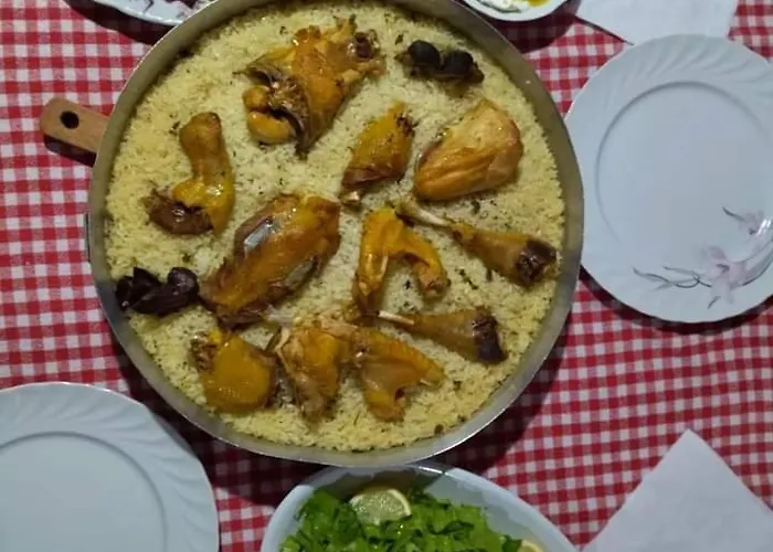 בית הארחה Bujtina Peshtan Guesthouse&camping Tepelene